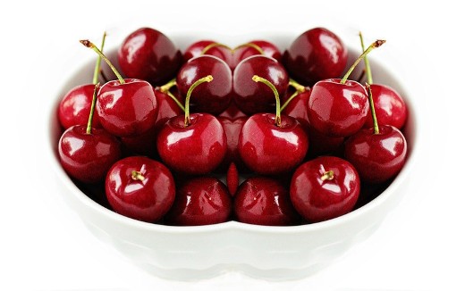 Cherry - Đắt xắt ra miếng